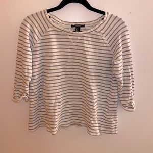 FOREVER 21 CREWNECK SWEATSHIRT